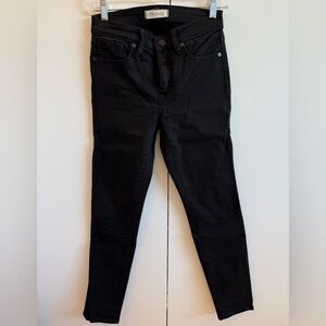 Like new! Madewell 9” high rise skinny jeans, black, 26P
